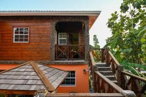 La Vue - Dame de Traversay