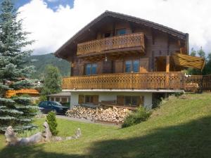 Chalets Chalet Les Carroz d'Araches, 4 pieces, 8 personnes - FR-1-572-243 : photos des chambres