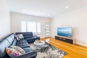 The Inlet 16 Inlet Cl linen air con WiFi and ground level - Lemon Tree Passage