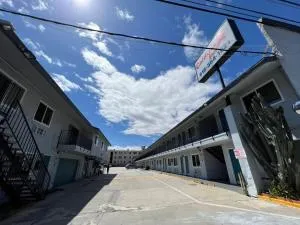 Goldstar Inn - غرانادا هيلز