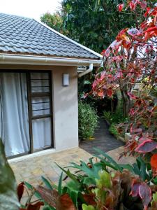 Suite 9- Deja Blu Bed and Breakfast- East London