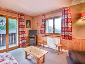 Appartement T2 idéalement situé entre les télécabines Mont Chéry et Chavannes, au cœur des Gets - FR-1-685-49