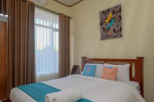 Sans Hotel Kumbang Yogyakarta by RedDoorz