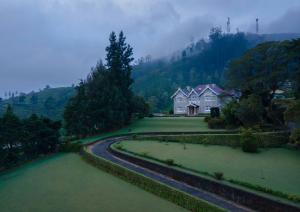 The Bellwood Manor