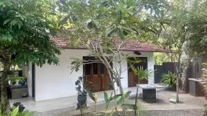 Lomond House - Dodampe