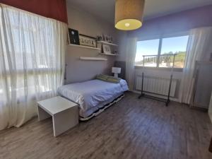 Monteferro, Nigrán, chalet con finca