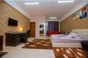 Queens Rentals - Studio Apartments - Village Walkway - Masaki - Dar es Salaam - Msasani