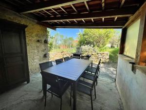 Maisons de vacances Magnifique maison en pierre proche de Sarlat : photos des chambres