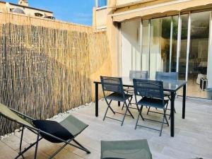 Appartements Logement renove en residence, climatise, terrasse : Appartement 1 Chambre