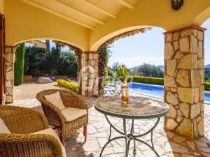 Villa Isabela - Fonts