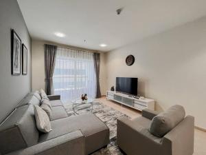 StoneTree - Elite Residence 1 BR - Near Dubai Tram