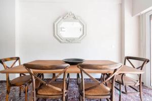 Flisvos Marina refurbished apartment