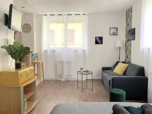 Appartements F1 tout equipe proche Tram - Jungle : photos des chambres