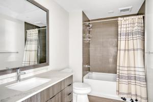 Congress Park 1BR w Gym Pool nr shops dining DEN-134