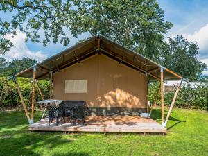 Campings Camping Terre Ferme : photos des chambres