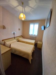 Hotels Hotel Helios : Chambre Lits Jumeaux