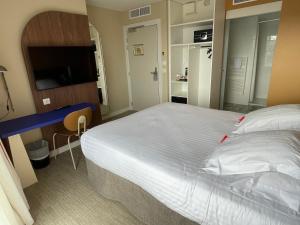 Hotels Hotel Abrial : photos des chambres