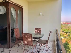 Beautiful apartment fully restored after OTIS in Acapulco Diamante