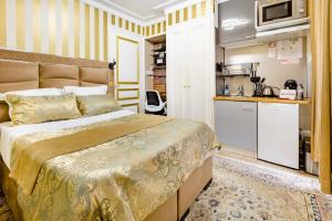 Premium studio 2 minutes walk from Champs-Elysees