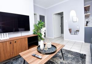 Comfy Hatfield Appartment