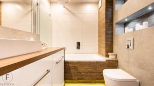 Flatbook Seaside Apartments Awiator