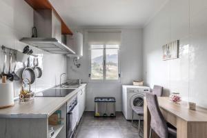 Coqueto y Luminoso en la Playa de La Arena