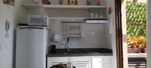 Studio e Suite no Centro de Juquehy a 200mts da praia - Varanda e Serviço de Praia --- E MAIS Ofurô - Cozinha e Estacionamento nas unidades "STUDIO"