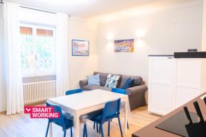 Lemon Apartment with Garden and Sea View by Wonderful Italy