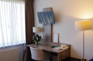 Hotel and Restaurant van Saaze - Free Parking