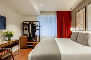 Hotel Indigo London - 1 Leicester Square by IHG
