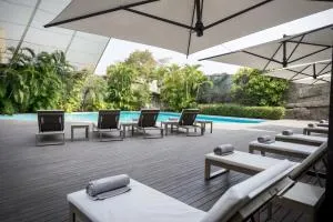 热带酒店 - Grafanil