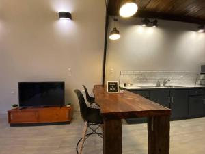 A-Frame, Rio Celeste in premises and close to park