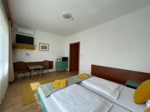 Hello Balcsi Apartmanház