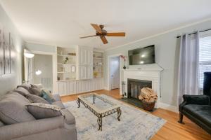 Quaint Goldsboro Home w Screened-In Porch!