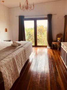 Casa em Alto Paraíso com vista para as montanhas no Eldorado ao lado do centro