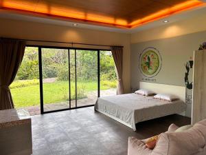 Khao Kheow Garden เขาเขียว การ์เดน