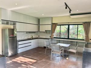 Khao Kheow Garden เขาเขียว การ์เดน