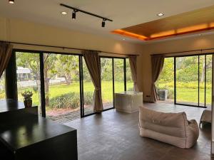 Khao Kheow Garden เขาเขียว การ์เดน