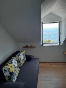 Lucy seafront apartment