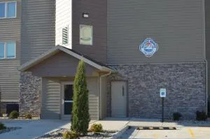 Bridges Bay Resort Bayside Building 203 - Okoboji