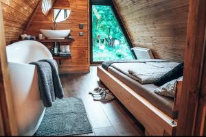 Valdo Cabin