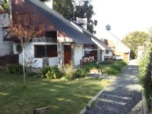 Complejo de Cabañas lo de Otto , Los Acantilados , Mar del plata - Barrio San Patricio