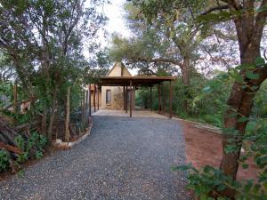 Ingwe Bush Lodge