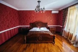 Бутик-отель "Сухумский замок" - 古达乌塔