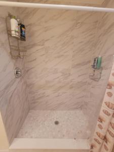 Newly renovated cozy and modern 2 bed. appartment