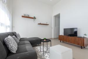 Cliff & Beach Villa Phayun