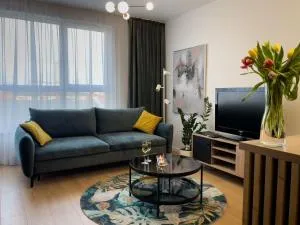 URBAN APARTMENTS PREMIUM, Opolska 10 No 36, Free Garage, Self Check-in - Tychy