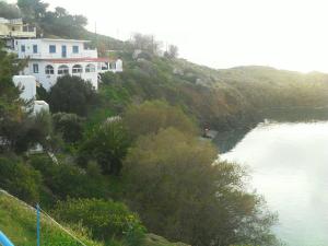 Klimis Studios