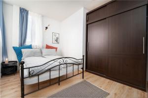 Sofia Center 1-Bedroom Flat Next to Mall of Sofia