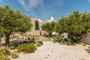 Nama Villa 250m from the sea - Pévkoi